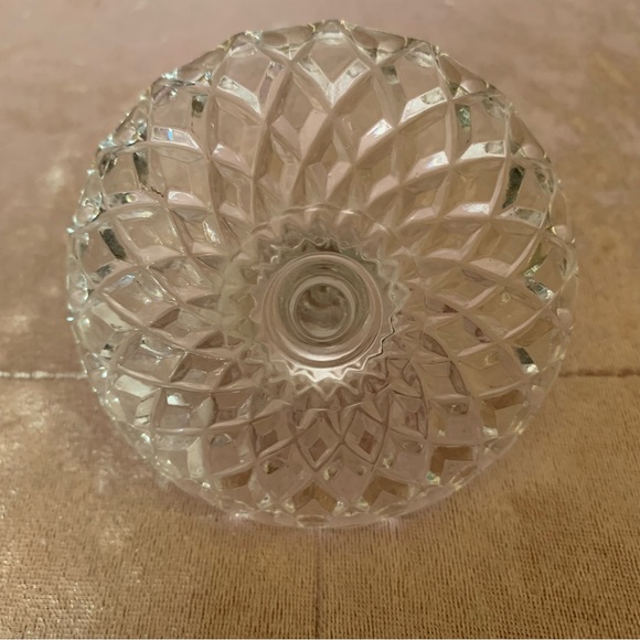👗Glass Etched Ring Holder - every bathroom needs one - Picture 2 of 7